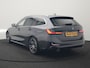BMW 3-Serie Touring 330e Sportline Plug In Hybrid 293pk Dealer O.H PHEV | Panodak | Trekhaak af Fabriek | Lederen Sportstoelen Memory | 360 Camera | Keyless | Camera & Parkassist | 18"L.M | Apple Carplay | Sfeerverlichting |