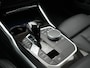 BMW 3-Serie Touring 330e Sportline Plug In Hybrid 293pk Dealer O.H PHEV | Panodak | Trekhaak af Fabriek | Lederen Sportstoelen Memory | 360 Camera | Keyless | Camera & Parkassist | 18"L.M | Apple Carplay | Sfeerverlichting |