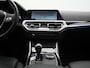 BMW 3-Serie Touring 330e Sportline Plug In Hybrid 293pk Dealer O.H PHEV | Panodak | Trekhaak af Fabriek | Lederen Sportstoelen Memory | 360 Camera | Keyless | Camera & Parkassist | 18"L.M | Apple Carplay | Sfeerverlichting |