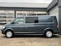 Volkswagen Transporter 2.5 TDI 340 130pk DC L2H1 Alleen Export!! Airco Cruise controle Schuifdeur Trekhaak 2500kg trekgewicht Parkeersensoren achter Navigatiesysteem 5-Persoons Euro 4
