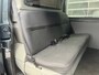 Volkswagen Transporter 2.5 TDI 340 130pk DC L2H1 Alleen Export!! Airco Cruise controle Schuifdeur Trekhaak 2500kg trekgewicht Parkeersensoren achter Navigatiesysteem 5-Persoons Euro 4