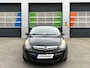 Opel Corsa 1.4-16V BLITZ/ Climate control (Airco)/ Navi/ LM velgen