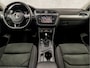 Volkswagen Tiguan Allspace 1.5 TSI Highline 7 Persoons 150Pk Automaat (GROOT NAVI, CLIMATE, STUUR/STOELVERWARMING, KEYLESS, SPORTSTOELEN, CAMERA, ADAPTIVE CRUISE, MASSAGE, GETINT GLAS, NIEUWSTAAT)