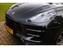 Porsche Macan 3.6 Turbo Aut. | Burmester | Sport Chrono | Panorama | Luchtvering | Dodehoek | Adap. Cruise | Trekhaak | NL. Auto |