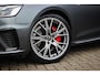 Audi A4 Avant 40 TFSI quattro Competition Plus // BTW | Pano | Trekhaak | B&O | Matrix | Memory | Camera | Sfeerverlichting | Nieuwstaat