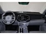 Volvo XC90 T8 Recharge AWD Inscription Intro Edition - Luchtvering - Panorama/schuifdak - IntelliSafe Assist & Surround - 360º Camera - Bowers & Wilkins audio - Adaptieve LED koplampen - Verwarmde voorstoelen, stuur & achterbank - Parkeersensoren voor & achter - Elektr. bedienb. voorstoelen met geheugen - Head up display - Extra getint glas - Elektr. inklapbare trekhaak - 20' LMV