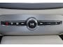 Volvo XC90 T8 Recharge AWD Inscription Intro Edition - Luchtvering - Panorama/schuifdak - IntelliSafe Assist & Surround - 360º Camera - Bowers & Wilkins audio - Adaptieve LED koplampen - Verwarmde voorstoelen, stuur & achterbank - Parkeersensoren voor & achter - Elektr. bedienb. voorstoelen met geheugen - Head up display - Extra getint glas - Elektr. inklapbare trekhaak - 20' LMV
