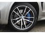 BMW X5 M 576PK | Pano | Head-up | Leder | Keyless | 20" LMV | Alcantara hemel | Dodehoek detectie | Lane assist | Soft Close | LED | Memory stoel | Schakel flippers | Elektr. wegklapbare trekhaak | Adaptief sport onderstel | 4-Zone Clima