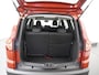 Dacia Jogger 1.6 Hybrid 140 Extreme 7p. | Achteruitrijcamera | Bekleding ‘Extreme’ met rode details | Cruise Control