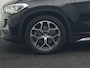 BMW X1 xDrive25e X Line Plug In Hybrid 221pk Dealer O.H. PHEV | Panodak | Head Up | Camera | Stuur Verwarmd | Lederen Sportstoelen Verwarmd | Hifi Audio | Adaptive LED | Sfeerverlichting | Cruise Control | Navigatie | DAB |