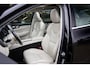 Volvo XC60 2.0 Recharge T6 AWD Inscription , Panoramadak, Stuurverwarming, Achteruitrijcamera, Draadloze lader