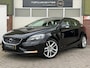 Volvo V40 1.6 T3 R-Design/AIRCO/STOELV/CRUISE/PARKS/NAVI/APK