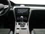 Volkswagen Passat Variant GTE Highline PHEV 218pk Dealer O.H | Trekhaak af Fabriek | Adaptive Cruise | Alcantara Sportstoelen Massage | Camera | Virtual | 18"L.M | Keyless | Matrix LED | Apple Carplay | Plug In Hybrid