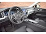 Volvo XC60 T6 350PK Plug-in hybrid AWD Plus Dark | Trekhaak | Lighting |