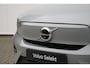 Volvo EX40 Single Motor Extended Range Ultra 82 kWh Panoramadak | Adaptive cruise control | Premium audio Harman/Kardon | 360 graden Camera | Verwarmbare voorstoelen + stuurwiel | Warmtepomp | Elektrische Achterklep |  Keyless
