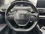 Peugeot 5008 1.2 PureTech Blue Lease Executive NL-Auto, 7 Personen, Navigatie, Parkeerhulp A., Cruise Controle, Draadloos tel. opladen, Climate controle, All Seasons banden.