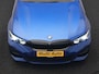 BMW 3-Serie 318i M Sport Shadow 156pk Dealer O.H | Panodak | Alcantara Sportstoelen Verwarmd | Camera & Parkassist | Keyless | Hifi Audio | Apple Carplay | 18"L.M | Sfeerverlichting |