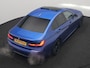 BMW 3-Serie 318i M Sport Shadow 156pk Dealer O.H | Panodak | Alcantara Sportstoelen Verwarmd | Camera & Parkassist | Keyless | Hifi Audio | Apple Carplay | 18"L.M | Sfeerverlichting |