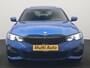 BMW 3-Serie 318i M Sport Shadow 156pk Dealer O.H | Panodak | Alcantara Sportstoelen Verwarmd | Camera & Parkassist | Keyless | Hifi Audio | Apple Carplay | 18"L.M | Sfeerverlichting |