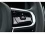Volvo XC60 2.0 T6 Plug-in hybrid AWD Ultra Black Edition | Full Option | Luchtvering | Massage | B&W Audio | Trekhaak | 360 camera | Head-up |