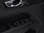 Volvo XC60 2.0 B5 Momentum Exclusive [TREKHAAK, SCHUIFKANTELDAK, MEMORY SEATS, ADAPTIVE CRUISE CONTROL, APPLE CARPLAY, ANDROID AUTO, HARMAN/KARDON, HUD, 360 CAMERA, NIEUWSTAAT]