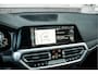 BMW 3-Serie Touring 320e Business Edition Plus | M sport | Pano | HUD | Leder