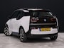 BMW i3 Basis iPerformance 94Ah 33 kWh [ADAPTIVE CRUISE CONTROL, BLUETOOTH TELEFOON, ACHTERUITRIJCAMERA, PDC V+A, BMW LED, STOELVERWARMING, AUTOMATISCHE AIRCO, NIEUWSTAAT]