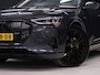 Audi E-tron e-tron 55 quattro advanced 95 kWh [TREKHAAK, SCHUIFKANTELDAK, LUCHTVERING, MEMORY SEATS, ADAPTIVE CRUISE CONTROL, APPLE CARPLAY, ANDROID AUTO, PDC V+A, STOELVERWARMING, NIEUWSTAAT]