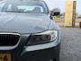 BMW 3-Serie 318i Business Line 2e Eigenaar,Automaat,Navi,Clima,Cruise,Halfleder,Lm velgen,Pdc V+A,143pk,N.A.P,Dealer Onderhouden,Nieuwe Apk bij Aflevering