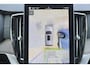 Volvo XC90 T8 Recharge AWD Plus Bright - Luchtvering - Panorama/schuifdak - IntelliSafe Assist & Surround - 360º Camera - Harman/Kardon audio - Adaptieve LED koplampen - Verwarmde voorstoelen, stuur & achterbank - Parkeersensoren voor & achter - Elektr. bedienb. voorstoelen met geheugen - Geventileerde voorstoelen - Draadloze tel. lader - Extra getint glas - 21' LMV