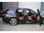 BMW 3-Serie Touring 318i M-Sport Aut Facelift ORG.NED / M-ZETELS / SFEERVERLICHTING / CARPLAY / 19INCH / EL.STOELEN / NAP