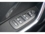 Peugeot 2008 1.2 PureTech Allure Climate / Navi / Cruise / Pano / Parkeers. / Trekhaak / Lm velgen / NAP