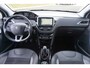 Peugeot 2008 1.2 PureTech Allure Climate / Navi / Cruise / Pano / Parkeers. / Trekhaak / Lm velgen / NAP