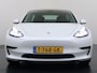Tesla Model 3 Standard RWD Plus 60 kWh VAN €31.900,- NU VOOR SLECHTS €29.330,- Uw LENTEVOORDEEL €2.570,- | SOH 93% | VOLLEDIGE TESLA GARANTIE TOT 01-06-2027 OF 80k KM | STOEL VERWARMING VOOR/ACHTER | STUURVERWARMING | NETTE AUTO |