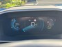 Peugeot e-2008 GT Pack 50 kWh 136PK Automaat Inclusief batterijtest, Navigatie, Achteruitrijcamera, Keyless, Panoramadak, Alcantara, Stoelverwarming