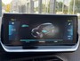 Peugeot e-2008 GT Pack 50 kWh 136PK Automaat Inclusief batterijtest, Navigatie, Achteruitrijcamera, Keyless, Panoramadak, Alcantara, Stoelverwarming