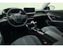 Peugeot 2008 1.2 PureTech Allure Pack 130 PK | Handgeschakeld | Camera | Parkeersensor | Cruise Control | Touchscreen | Mirror screen | Licht Metalen Velgen | 1e eigenaar