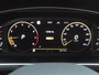 Volkswagen Tiguan 1.5 TSI R-Line Business+ | Black Style | Sfeerverlichting | Leer | Virtual Cockpit | Apple Carplay | NL-Auto |