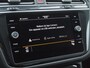 Volkswagen Tiguan 1.5 TSI R-Line Business+ | Black Style | Sfeerverlichting | Leer | Virtual Cockpit | Apple Carplay | NL-Auto |
