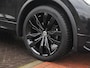 Volkswagen Tiguan 1.5 TSI R-Line Business+ | Black Style | Sfeerverlichting | Leer | Virtual Cockpit | Apple Carplay | NL-Auto |