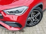 Mercedes-Benz GLA 180 Business Solution AMG | Smartphone integratie | Memory pakket | Panoramadak | Trekhaak | Stoelverwarming | Nightpakket