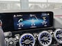 Mercedes-Benz GLA 180 Business Solution AMG | Smartphone integratie | Memory pakket | Panoramadak | Trekhaak | Stoelverwarming | Nightpakket