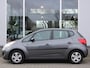 Kia Venga 1.4 CVVT X-tra Trekhaak, Zomer- en Winterwielen, Cruise Control, Bluetooth, Parkeersensoren Achter, Airco