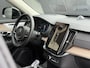 Volvo XC90 2.0 T8 Plug-in hybrid AWD Plus Dark Panorama dak / Head-up display / Luchtvering / Elektr. stoelverstelling / Stoel-, stuur-, achterbank verwarming / Bowers & Wilkins