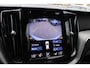Volvo XC60 2.0 Recharge T6 AWD R-Design | Trekhaak | Adaptieve cruise | Panoramadak | H&K | Winterpack |