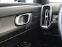 Volvo XC40 B4 Plus Black Edition | Panoramadak | 360° Camera |