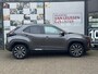 Toyota Yaris Cross HYBRID 115 FIRST EDITION APPLE/ANDROID STOEL/STUURVERWARMING NAVI AD-CRUISE PRIVACY-GLASS 17"LM-VELGEN