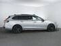 Volkswagen Passat Variant 1.5 eHybrid R-Line Edition | 272 pk | SOH 98.1% | Leer | Harman/Kardon | Pano | Trekhaak | IQ Light |