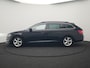 Skoda Superb Combi 1.4 TSI iV Business Edition Plug In Hybrid 218pk Dealer O.H PHEV | Trekhaak af Fabriek | Crystal LED | Keyless | Apple Carplay | Sportstoelen Verwarmd | Cruise Control | 17"L.M |