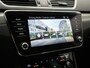 Skoda Superb Combi 1.4 TSI iV Business Edition Plug In Hybrid 218pk Dealer O.H PHEV | Trekhaak af Fabriek | Crystal LED | Keyless | Apple Carplay | Sportstoelen Verwarmd | Cruise Control | 17"L.M |